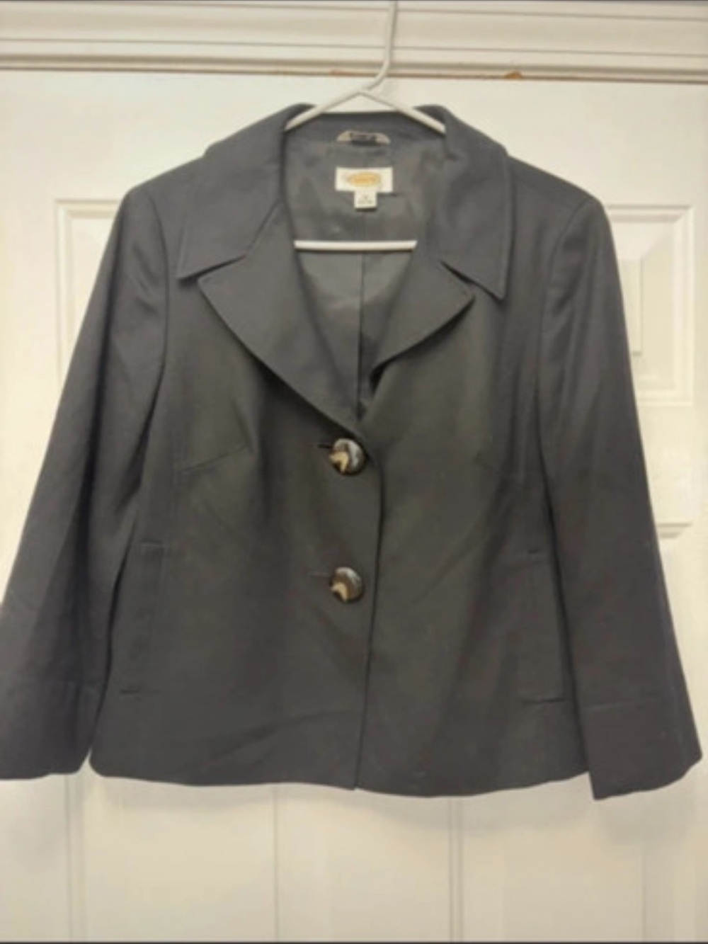 Talbots women’s black wool blazer two button closure Sz 10